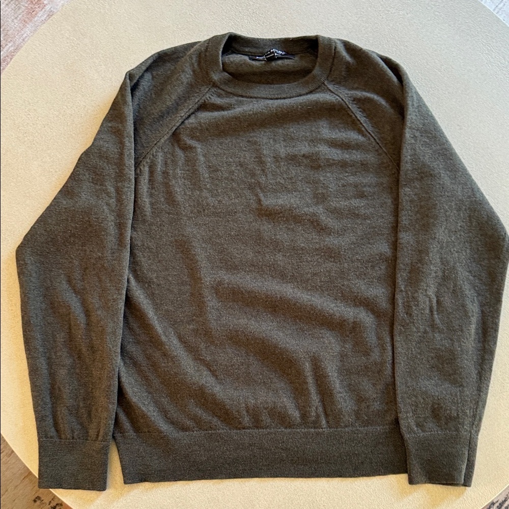Banana Republic Men's Dark Olive Crewneck Sweater